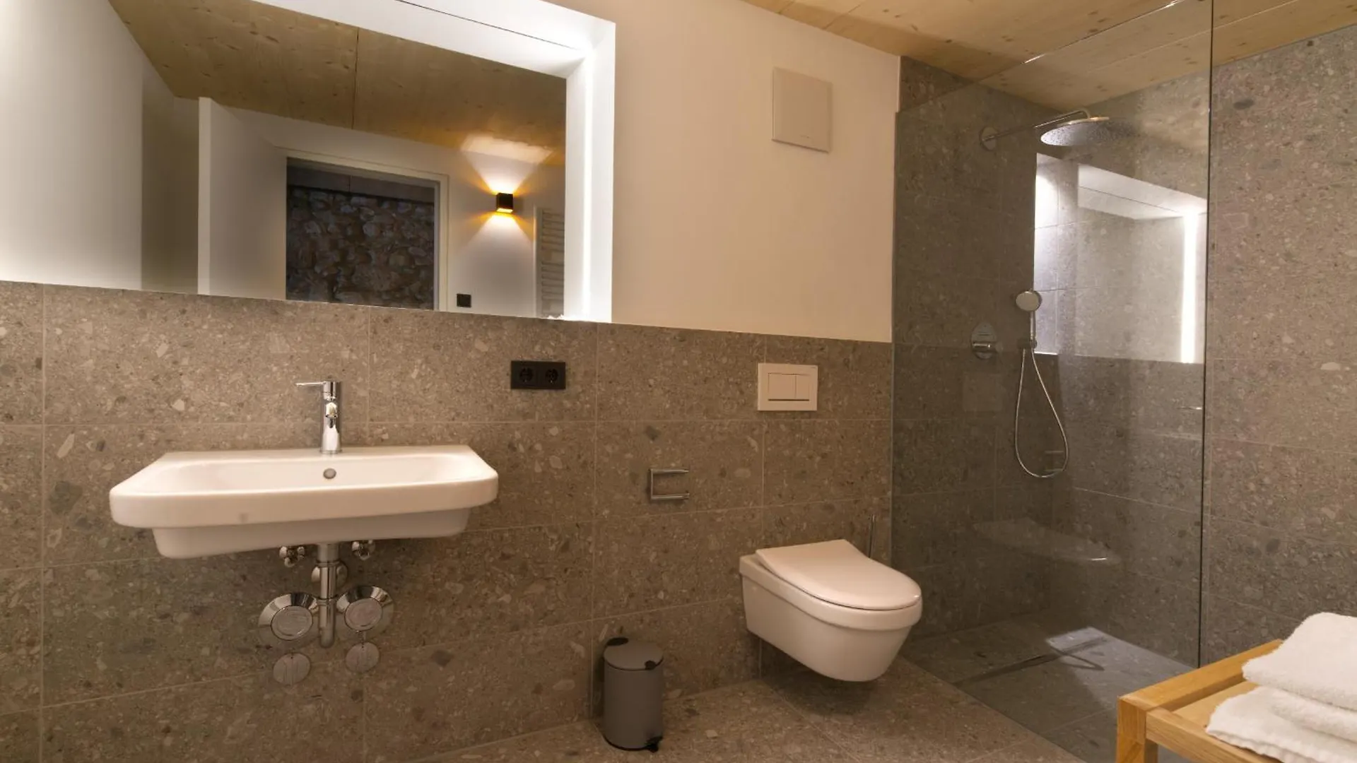 Adlerhaus, Loft Woerner -410- Apartment Mittenwald Germany