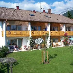  Apartment Ferienapartmenthaus Hubertushof