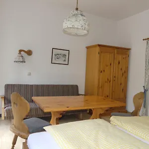Haus Spornitz Apartment